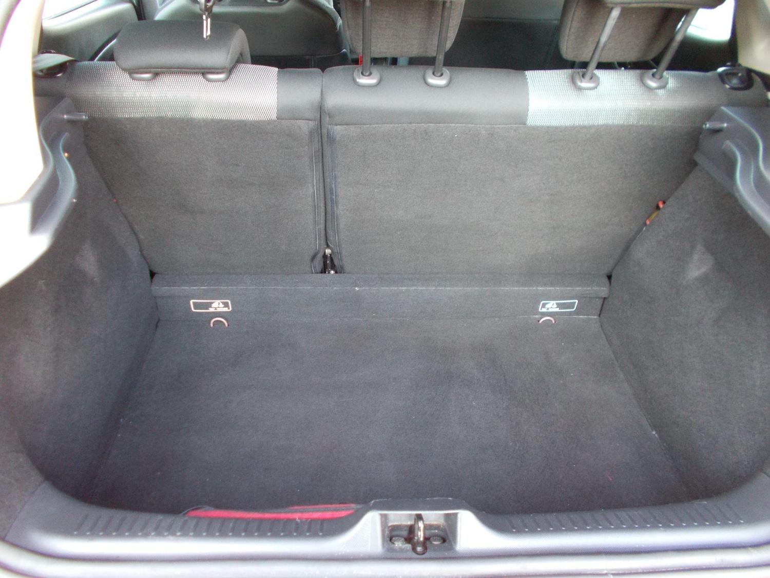 Used Renault Clio for sale - 77242339: Photo 16