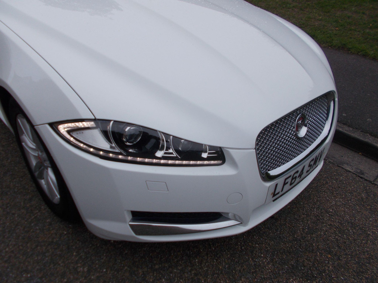 Used Jaguar XF 2014 for sale - 76989357: Photo 15