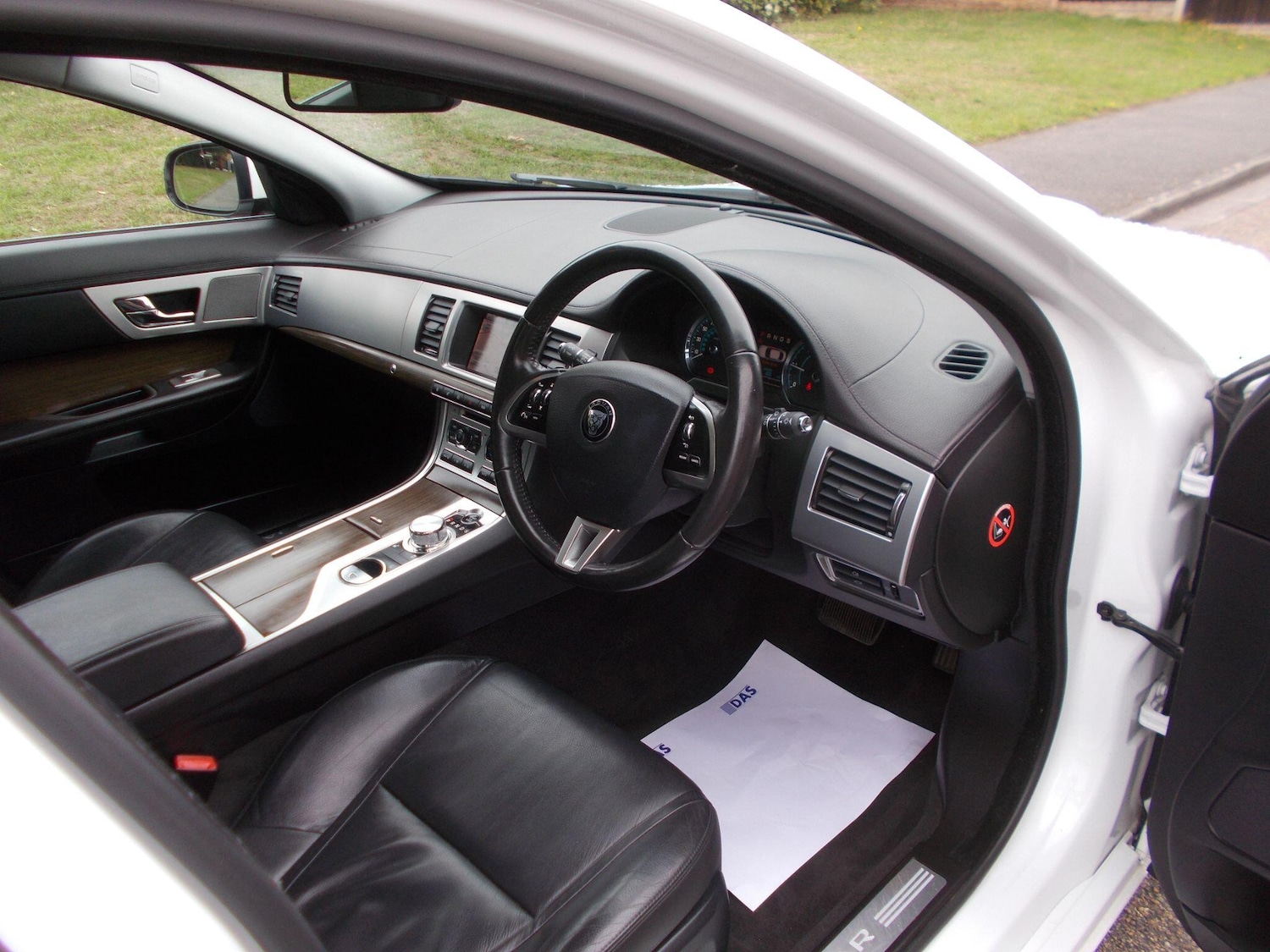 Used Jaguar XF 2014 for sale - 76989357: Photo 19