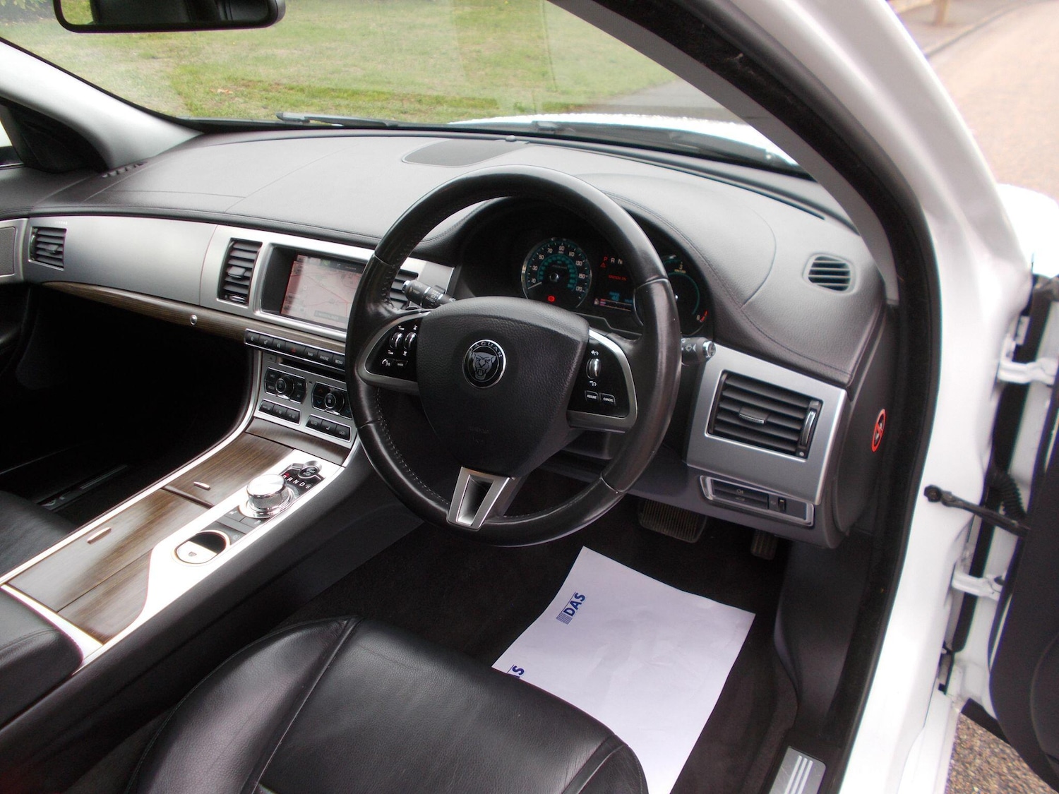 Used Jaguar XF 2014 for sale - 76989357: Photo 6