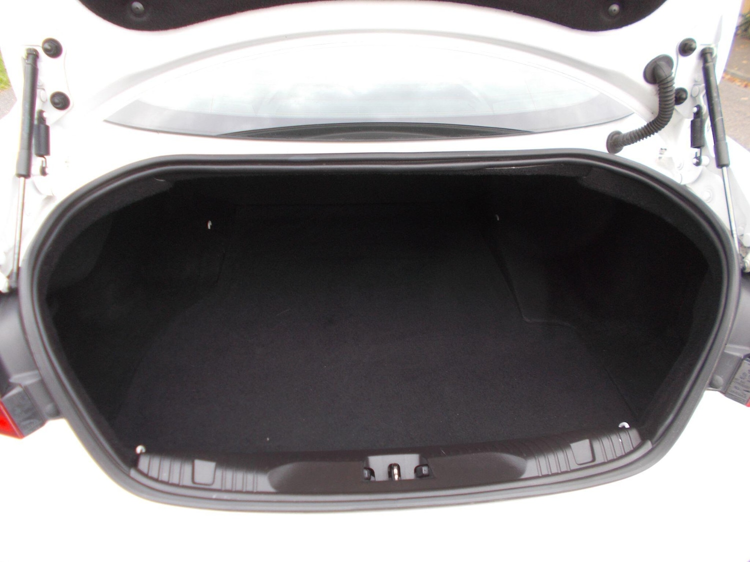 Used Jaguar XF 2015 for sale - 76158804: Photo 28