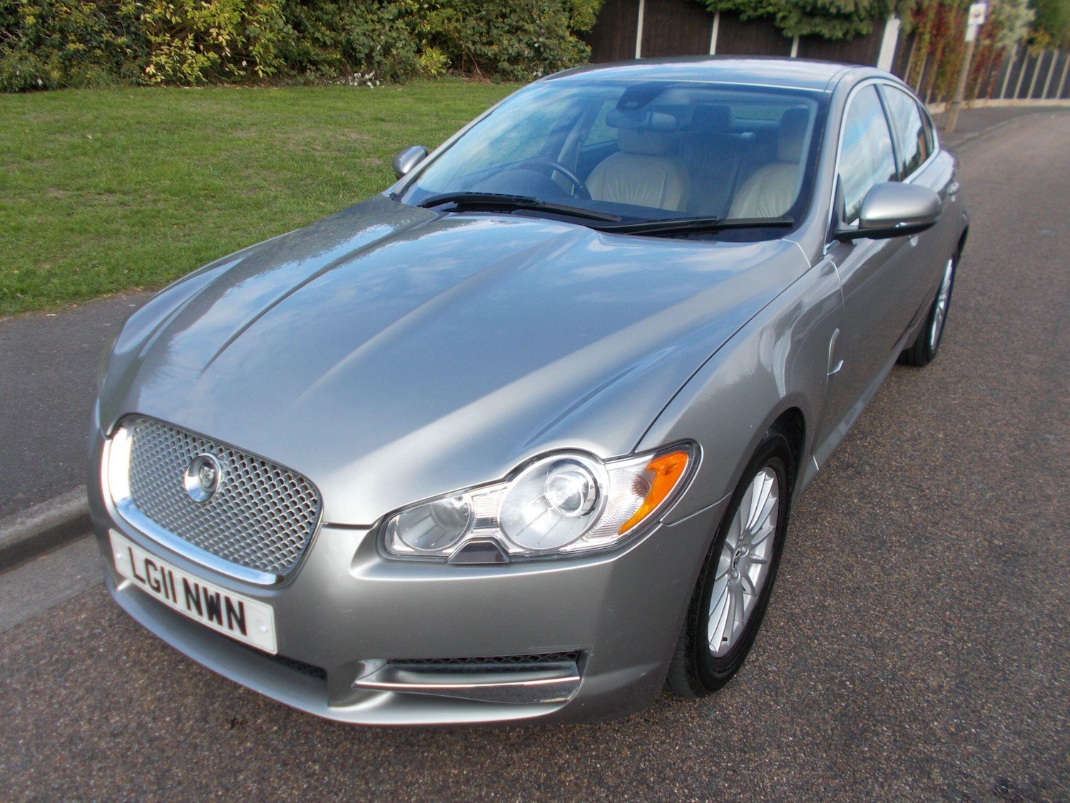 Used Jaguar XF 2011 for sale - 76060126: Photo 10