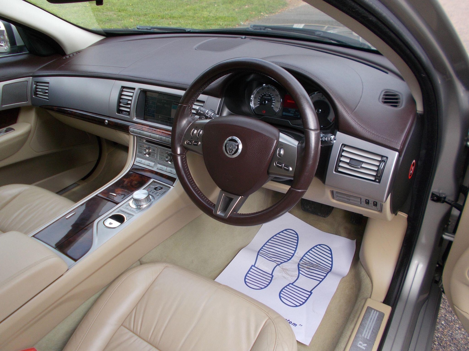 Used Jaguar XF 2011 for sale - 76060126: Photo 12