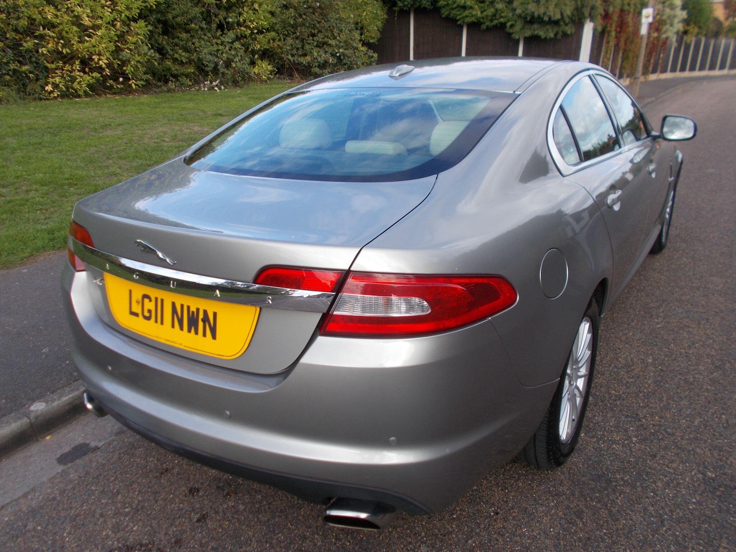 Used Jaguar XF 2011 for sale - 76060126: Photo 4