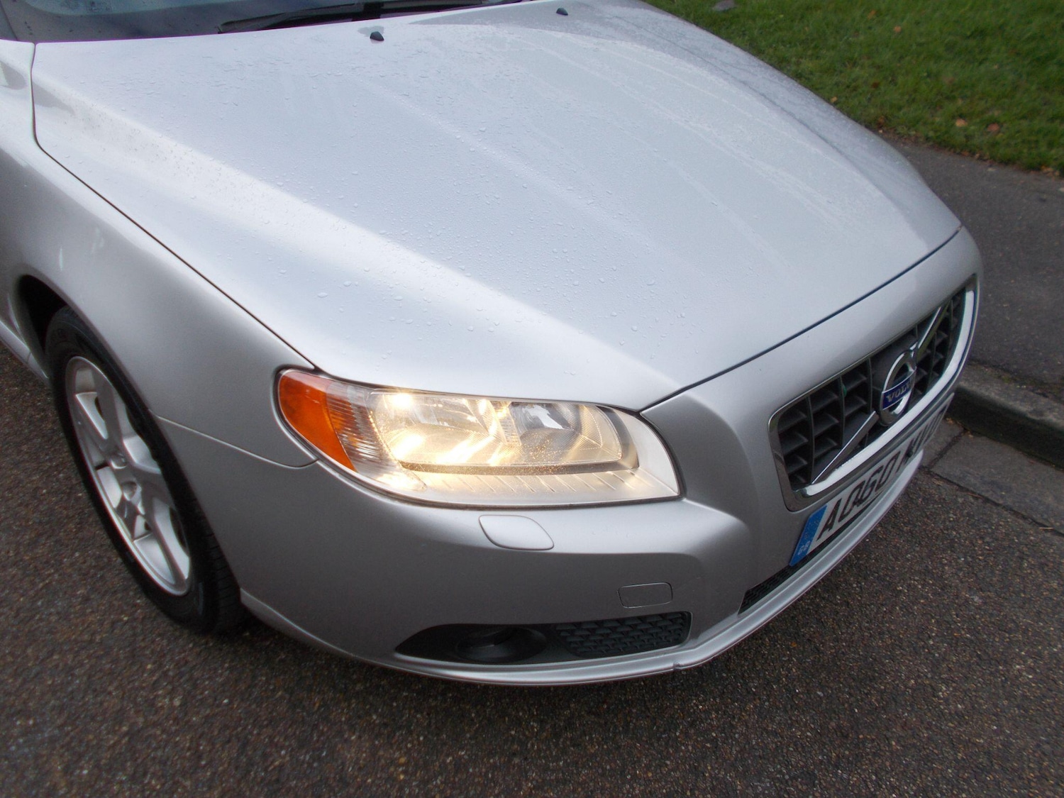Used Volvo V70 2010 for sale - 76612745: Photo 14