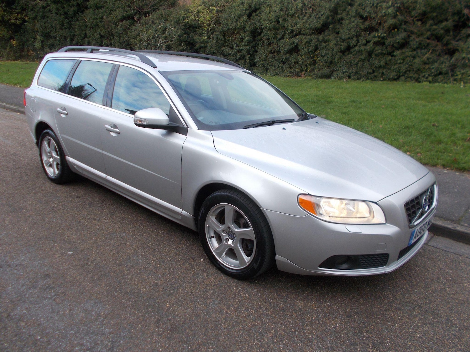 Used Volvo V70 2010 for sale - 76612745: Photo 23