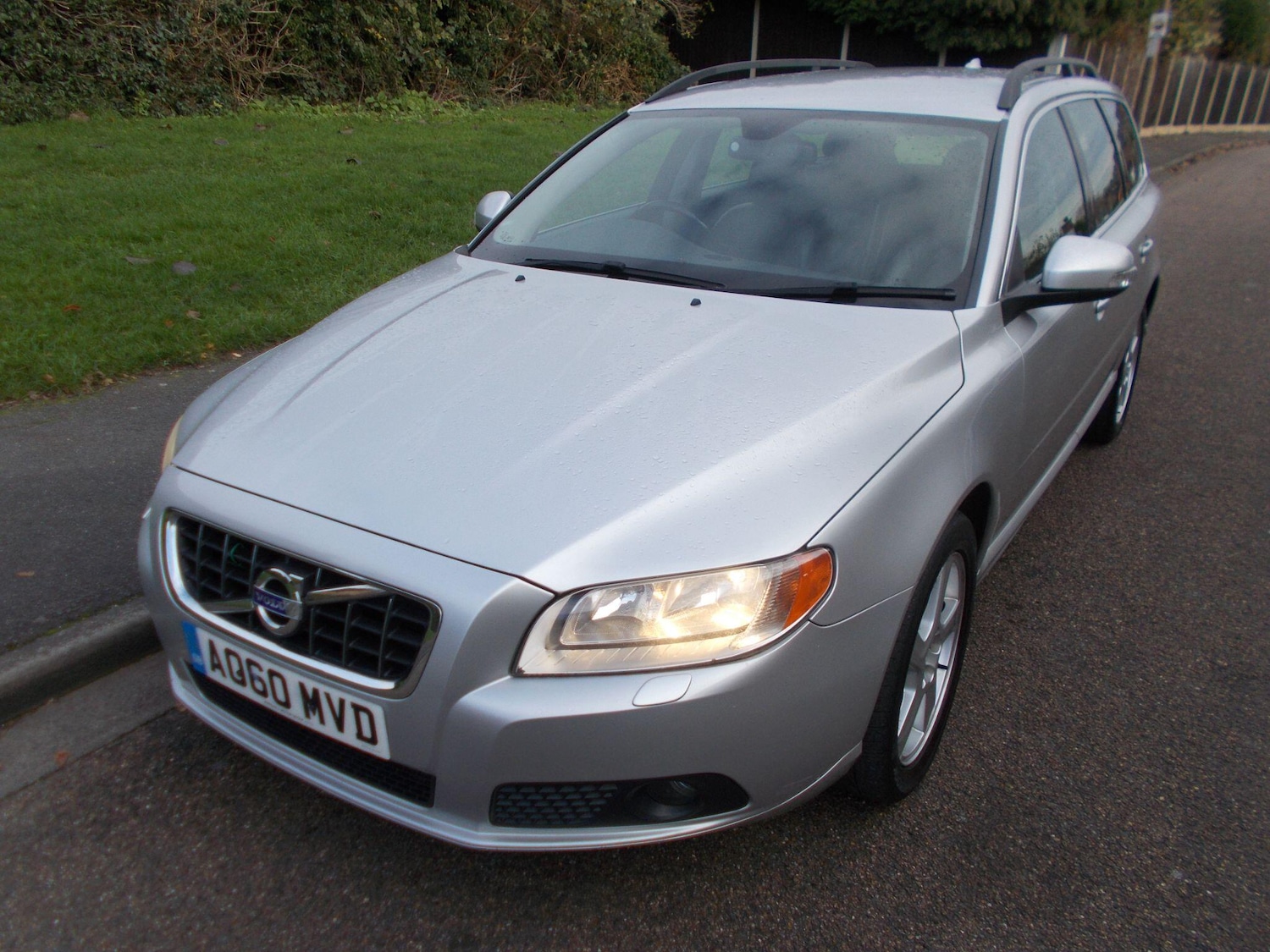 Used Volvo V70 2010 for sale - 76612745: Photo 24