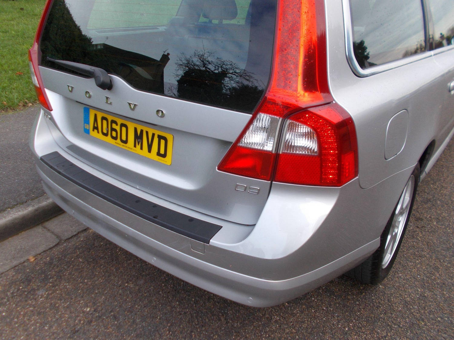 Used Volvo V70 2010 for sale - 76612745: Photo 35