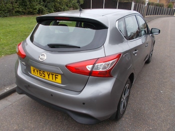 Used Nissan Pulsar 2015 for sale - 78100340: Photo