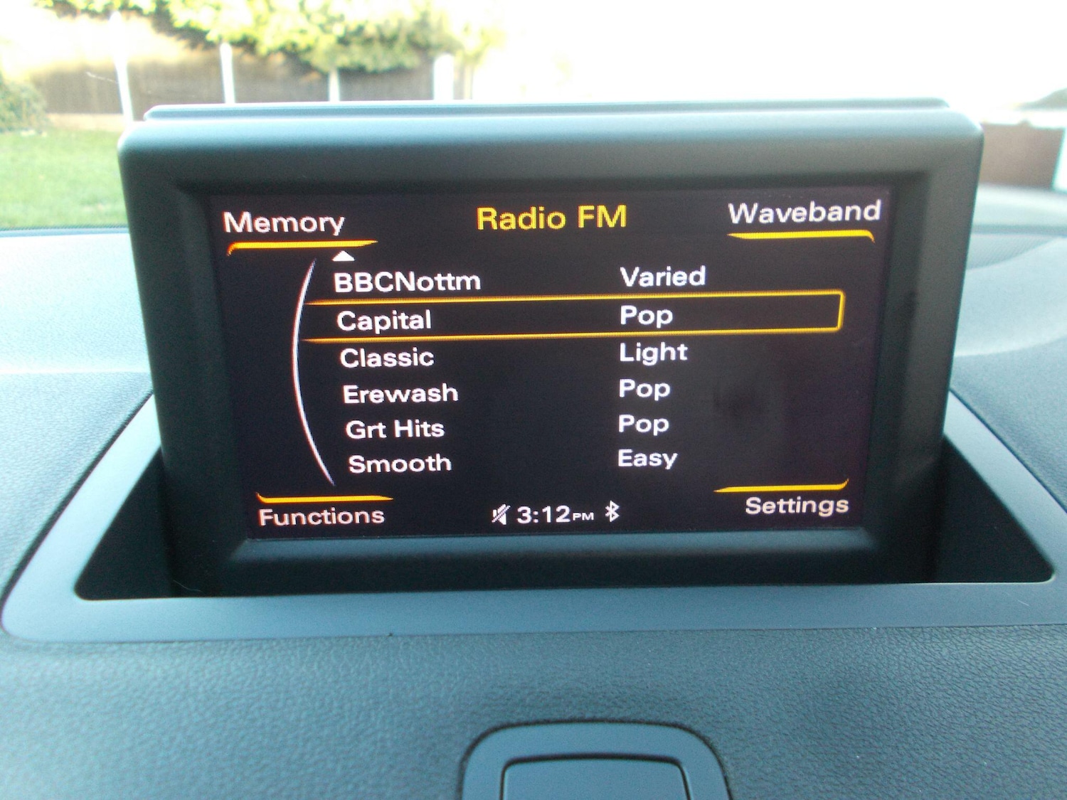 Used Audi A1 2013 for sale - 76702131: Photo 5