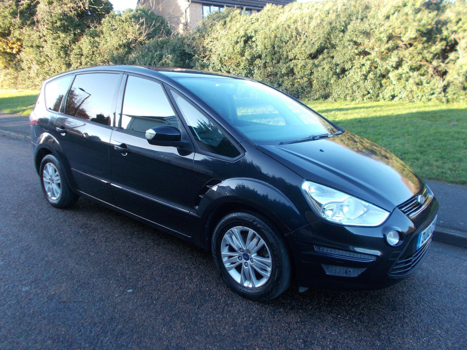 Used Ford S-Max 2012 for sale - 76781914: Photo 2