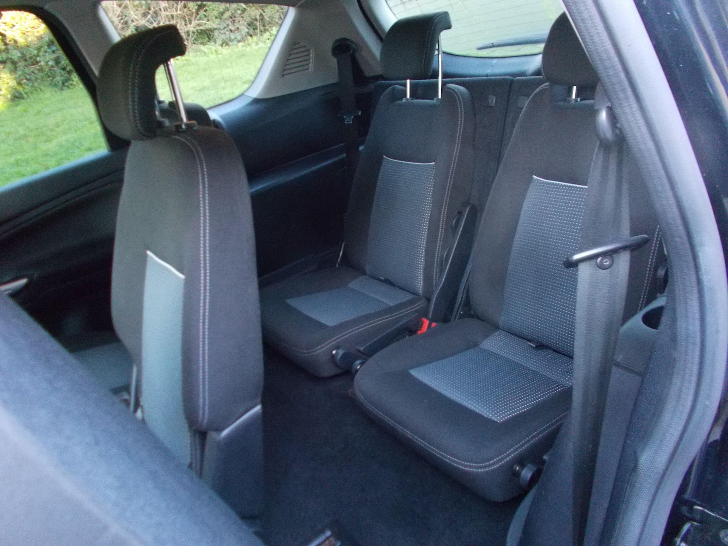 Used Ford S-Max 2012 for sale - 76781914: Photo 6