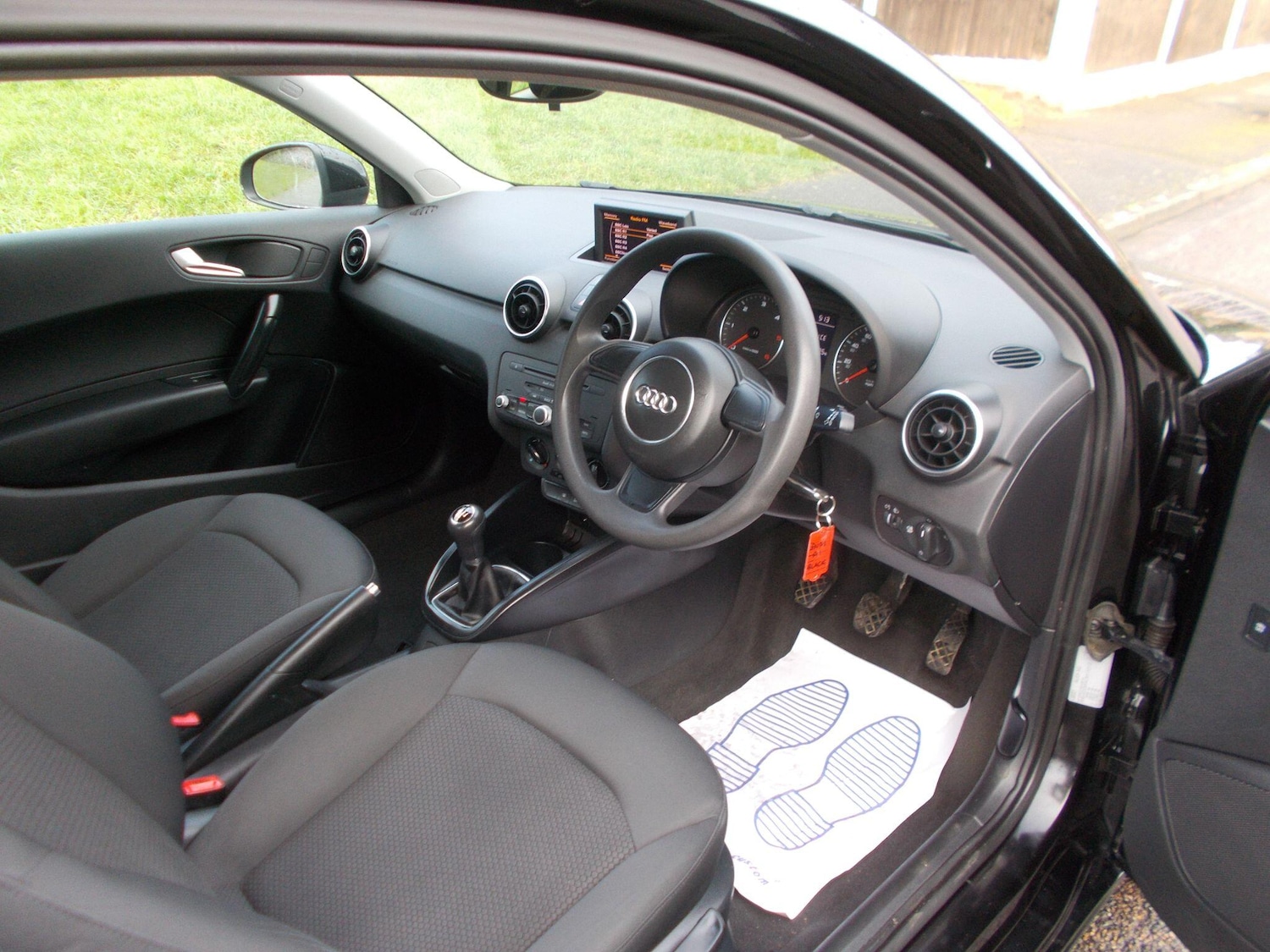 Used Audi A1 2011 for sale - 76976607: Photo 19