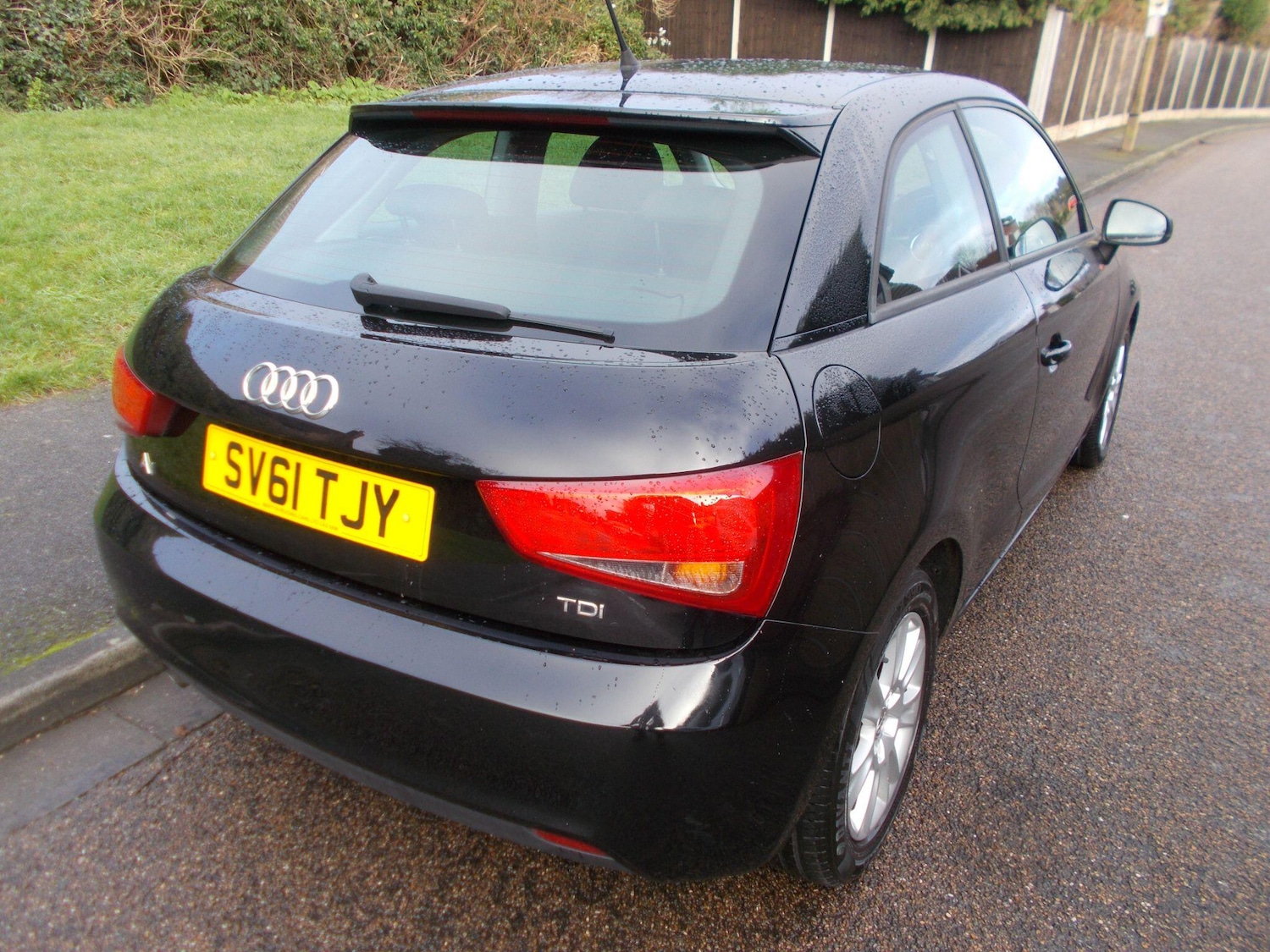 Used Audi A1 2011 for sale - 76976607: Photo 4