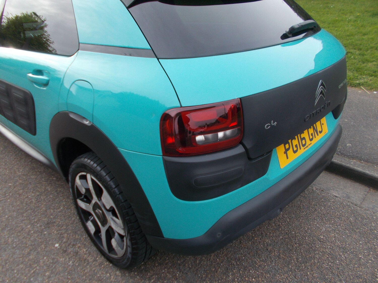 Used Citroen C4 Cactus for sale - 78214350: Photo 31