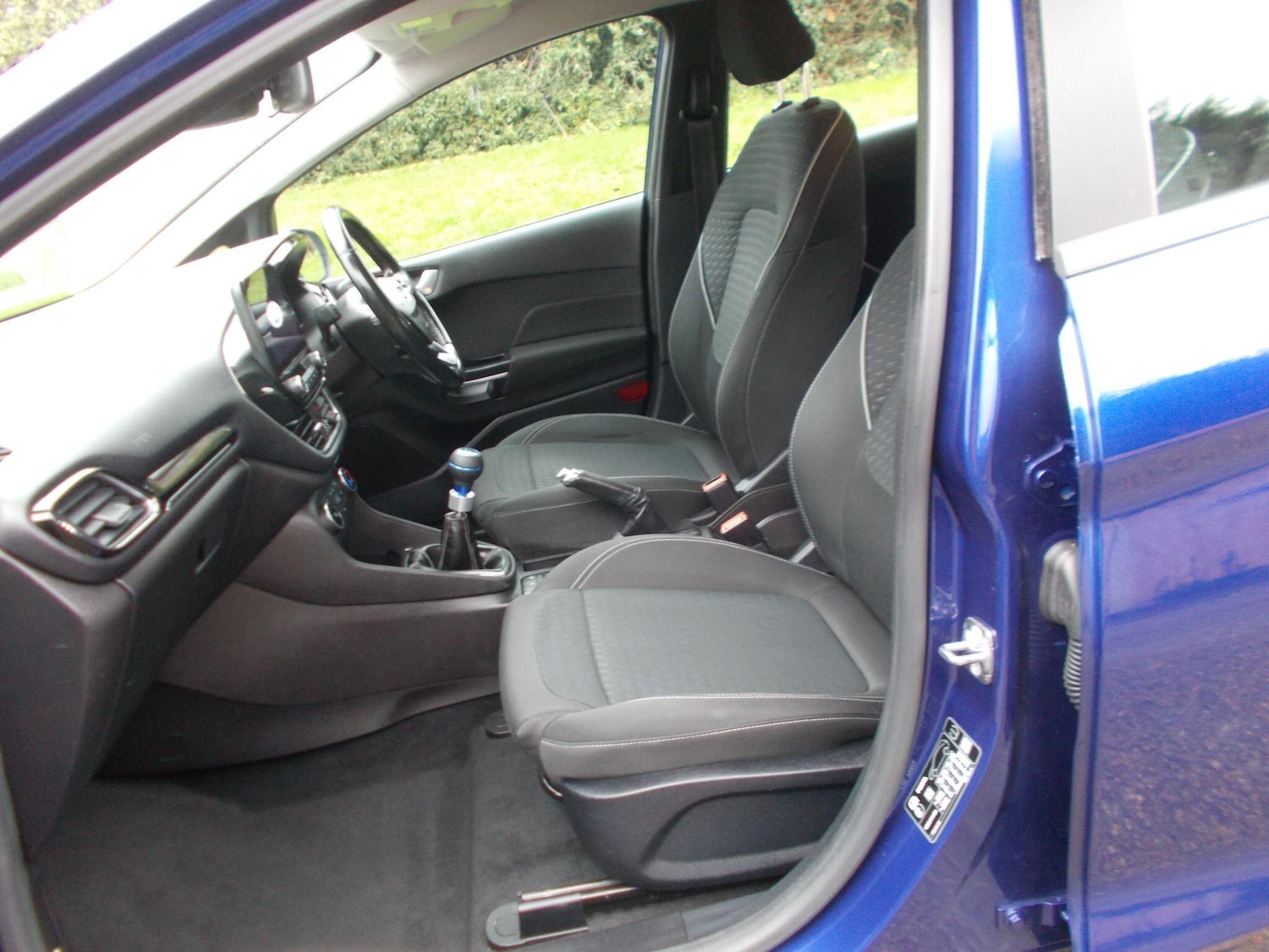 Used Ford Fiesta 2017 for sale - 76499387: Photo 26