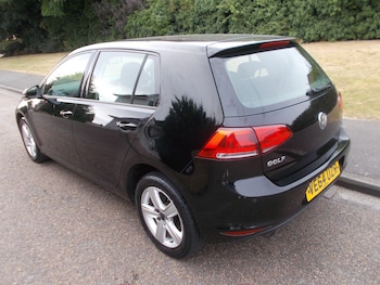 Used Volkswagen Golf 2014 for sale - 79075210: Photo