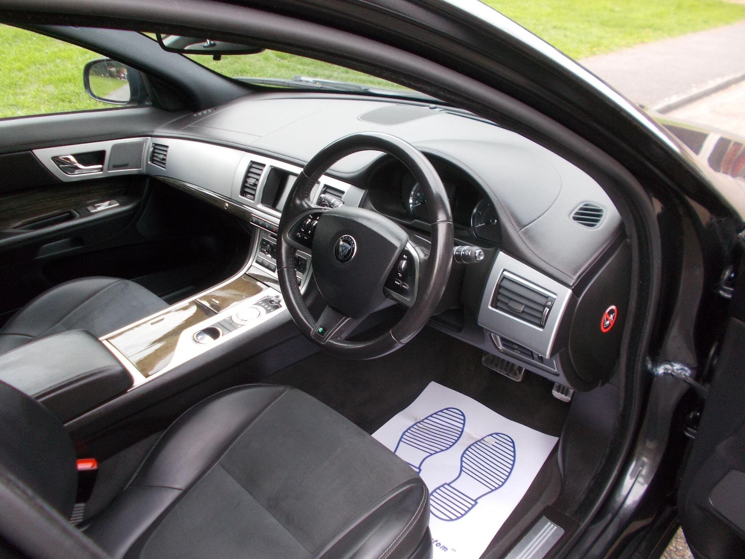 Used Jaguar XF 2015 for sale - 76159098: Photo 12
