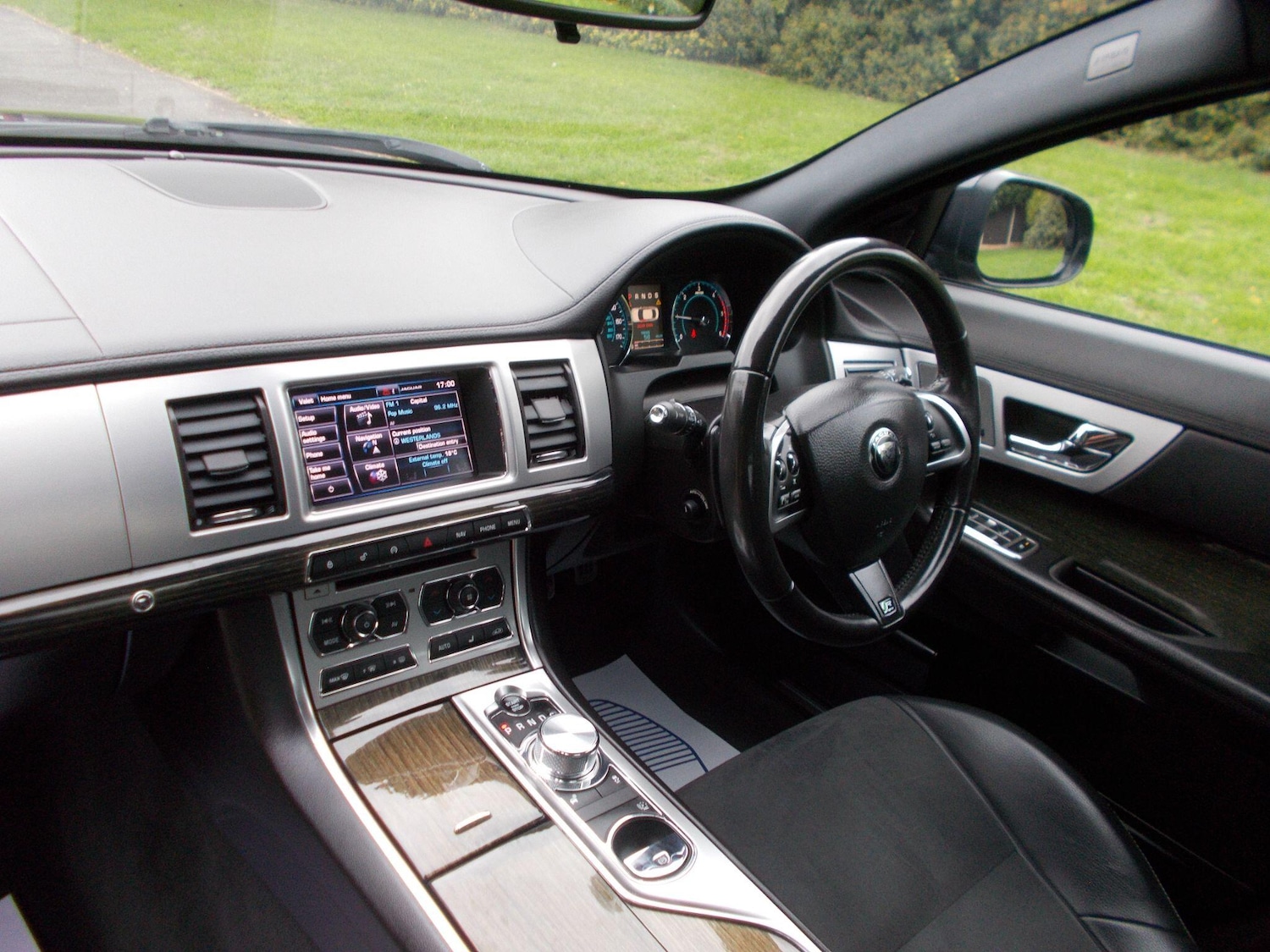 Used Jaguar XF 2015 for sale - 76159098: Photo 38