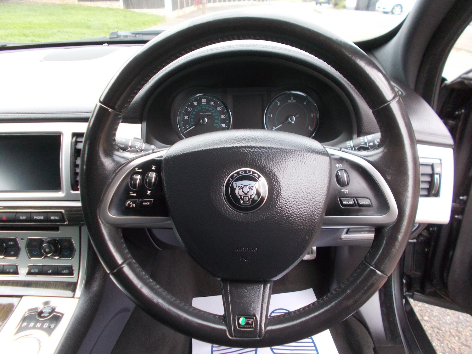 Used Jaguar XF 2015 for sale - 76159098: Photo 8