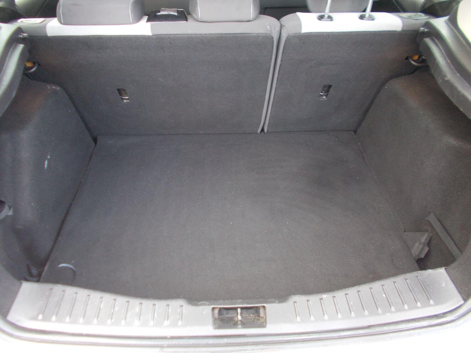 Used Ford Focus 2012 for sale - 77794893: Photo 20