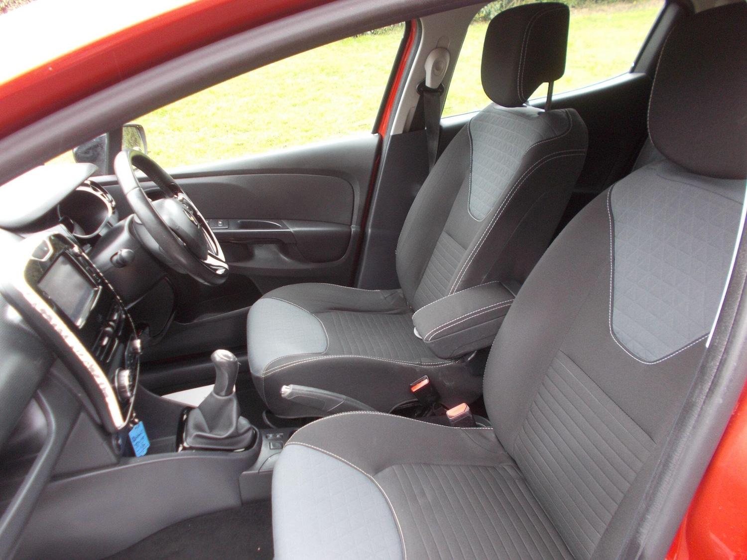 Used Renault Clio 2015 for sale - 78062962: Photo 21