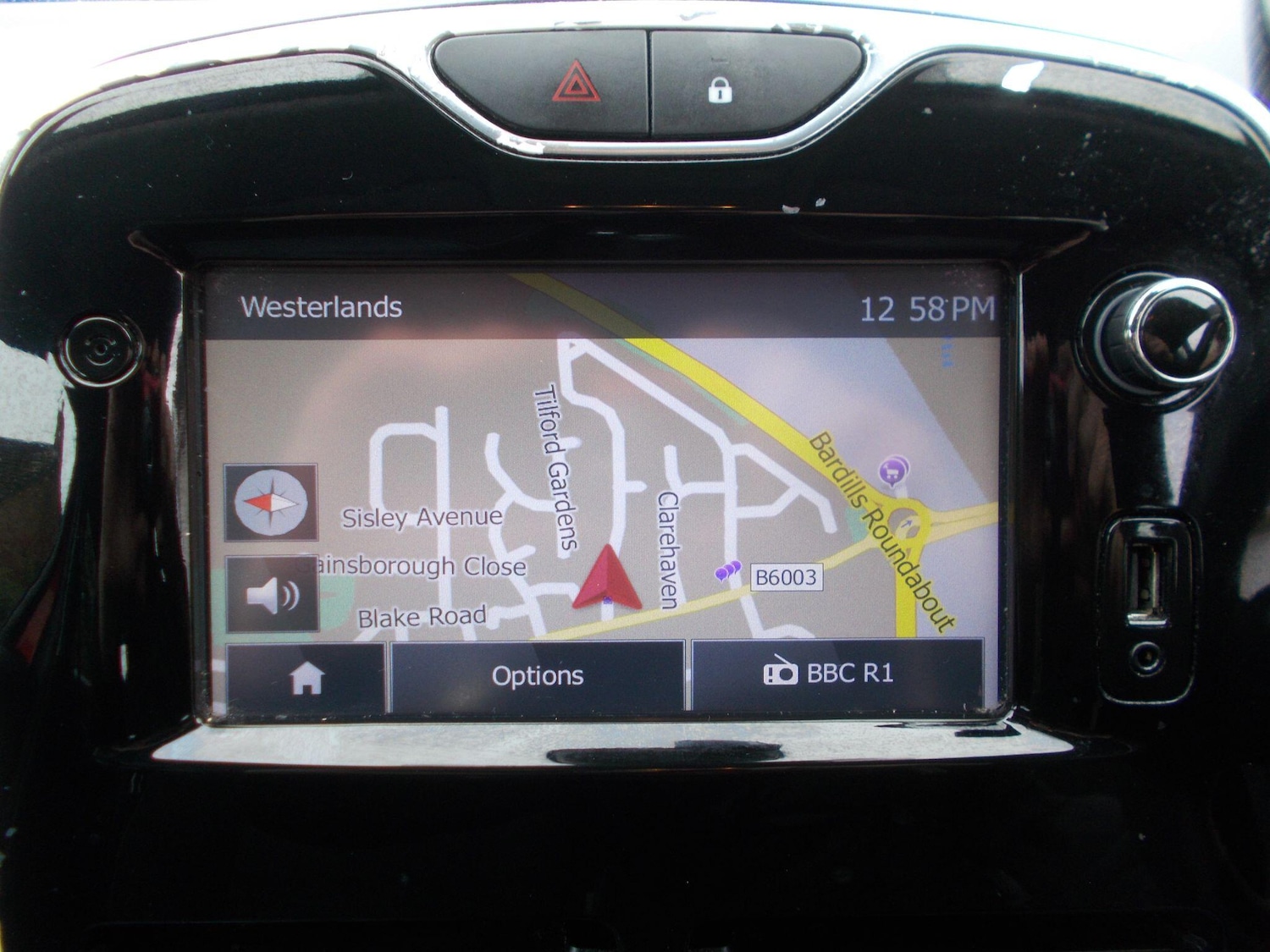 Used Renault Clio 2015 for sale - 78062962: Photo 3