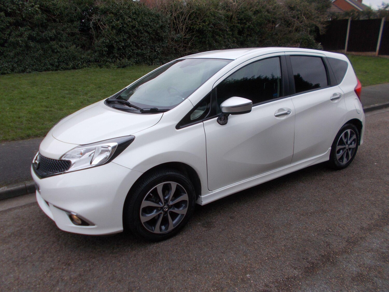 Used Nissan Note 2015 for sale - 77709436: Photo 40