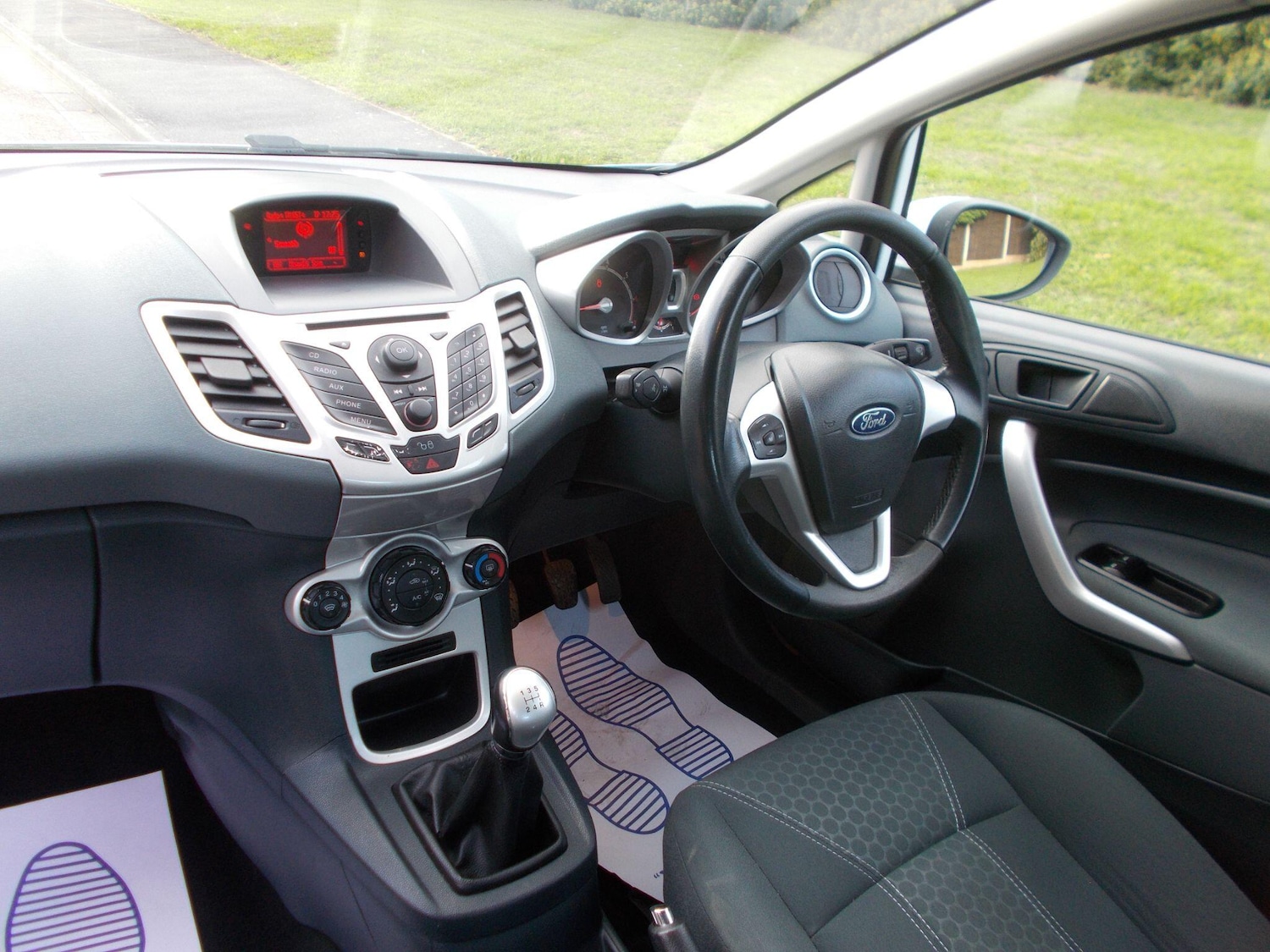 Used Ford Fiesta 2011 for sale - 76398503: Photo 20