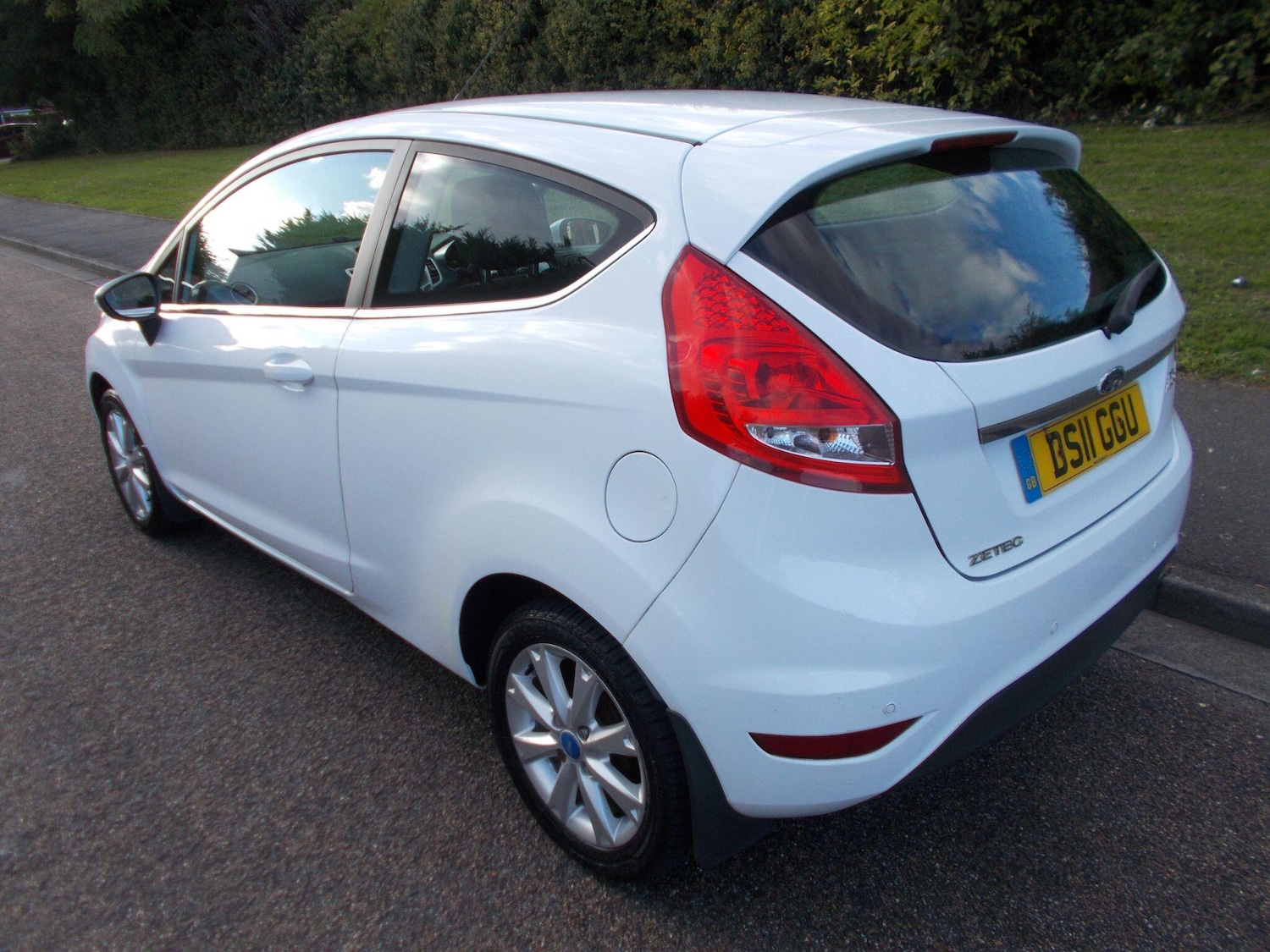 Used Ford Fiesta 2011 for sale - 76398503: Photo 6