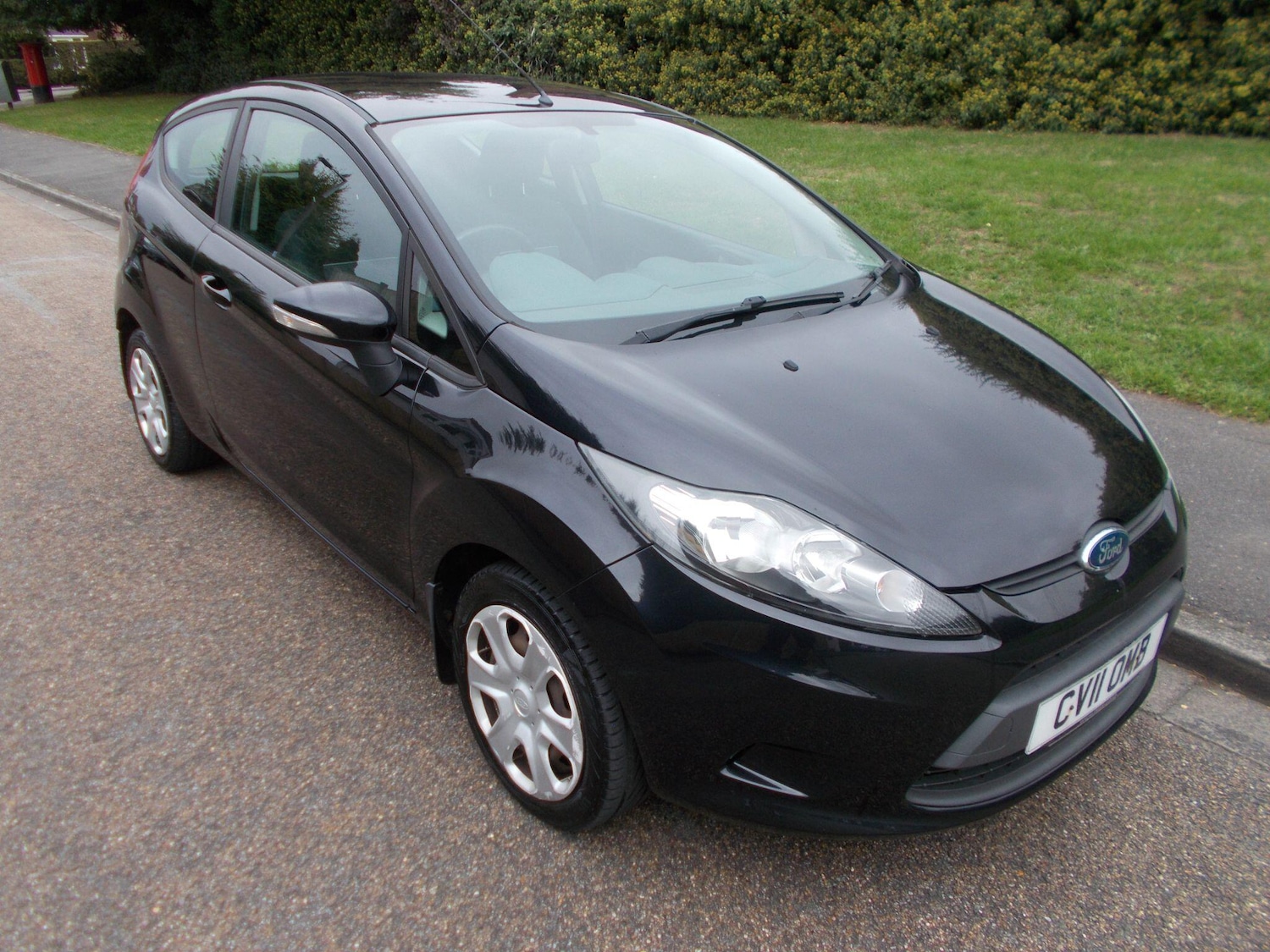 Used Ford Fiesta 2011 for sale - 76000607: Photo 2