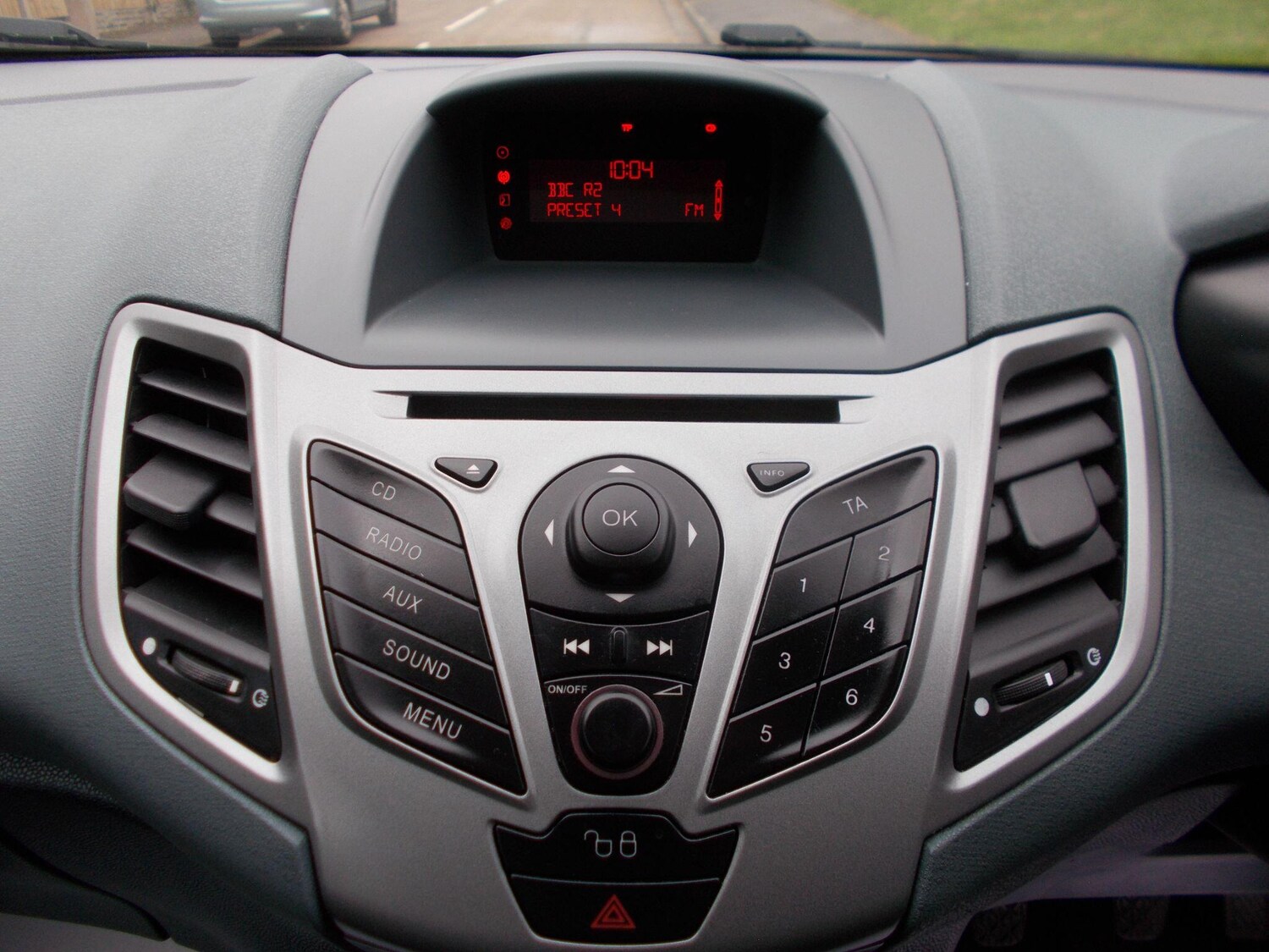 Used Ford Fiesta 2011 for sale - 76000607: Photo 28