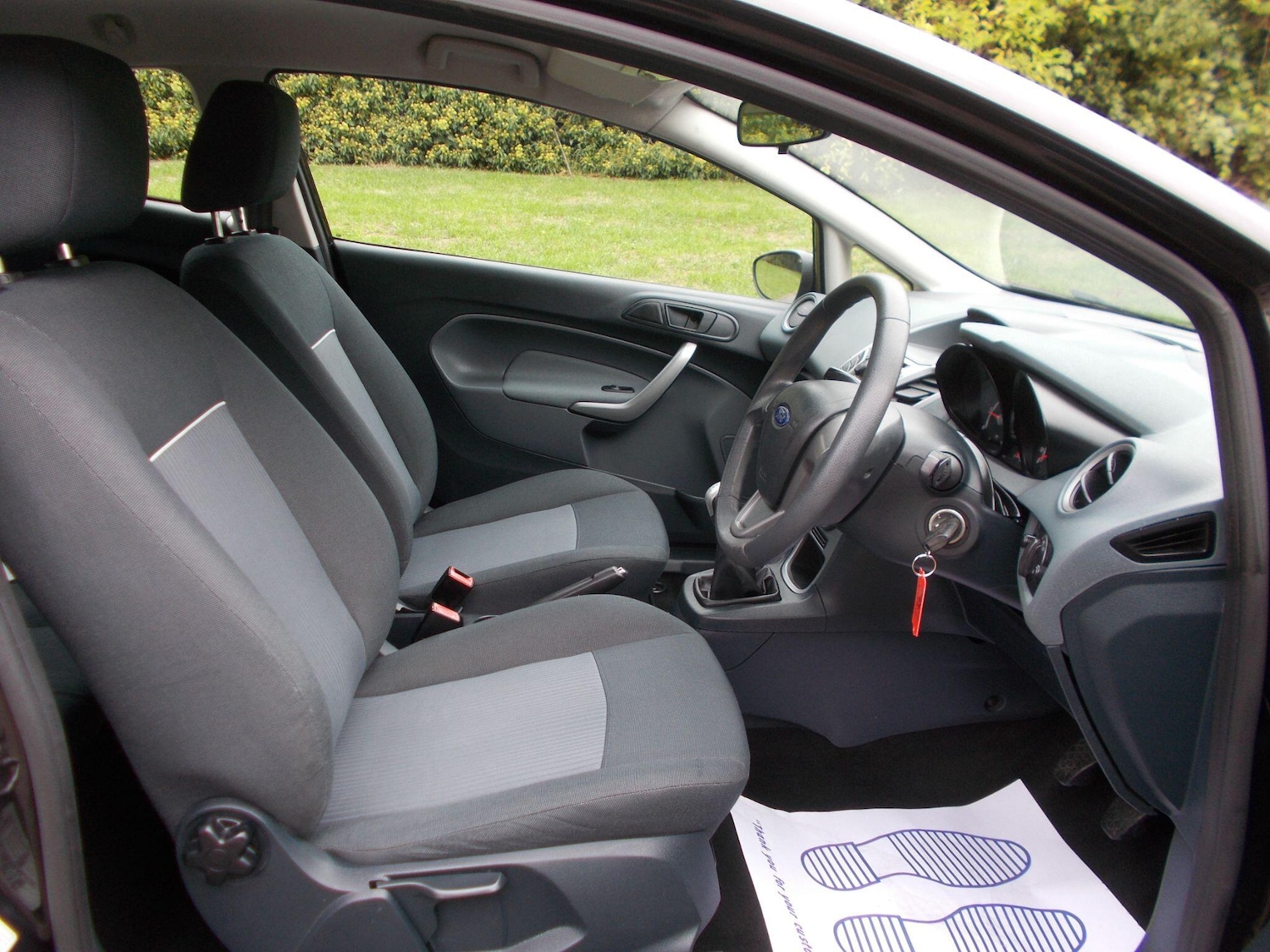 Used Ford Fiesta 2011 for sale - 76000607: Photo 8