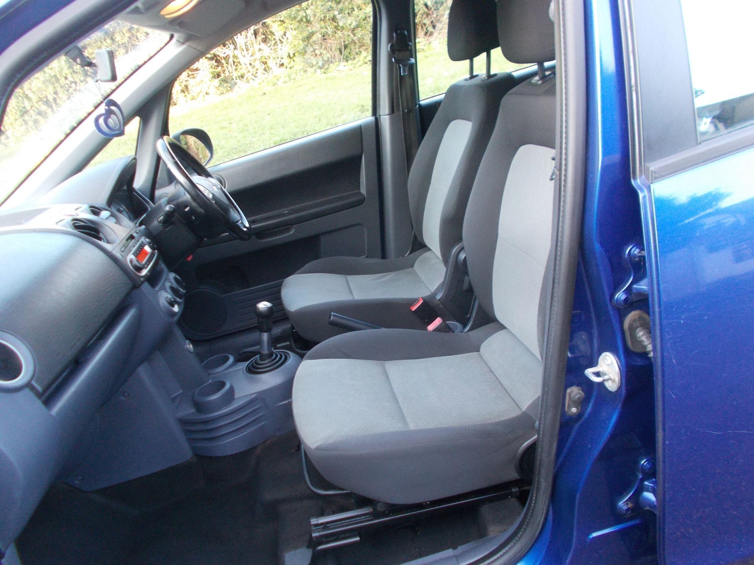 Used Mitsubishi Colt 2010 for sale - 77109676: Photo 13