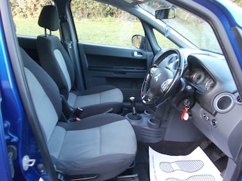 Used Mitsubishi Colt 2010 for sale - 77109676: Photo