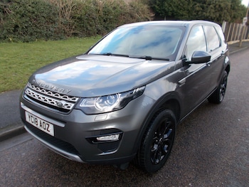 Used Land Rover Discovery Sport 2018 for sale - 77144150: Photo