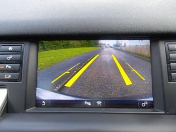 Used Land Rover Discovery Sport 2018 for sale - 77144150: Photo