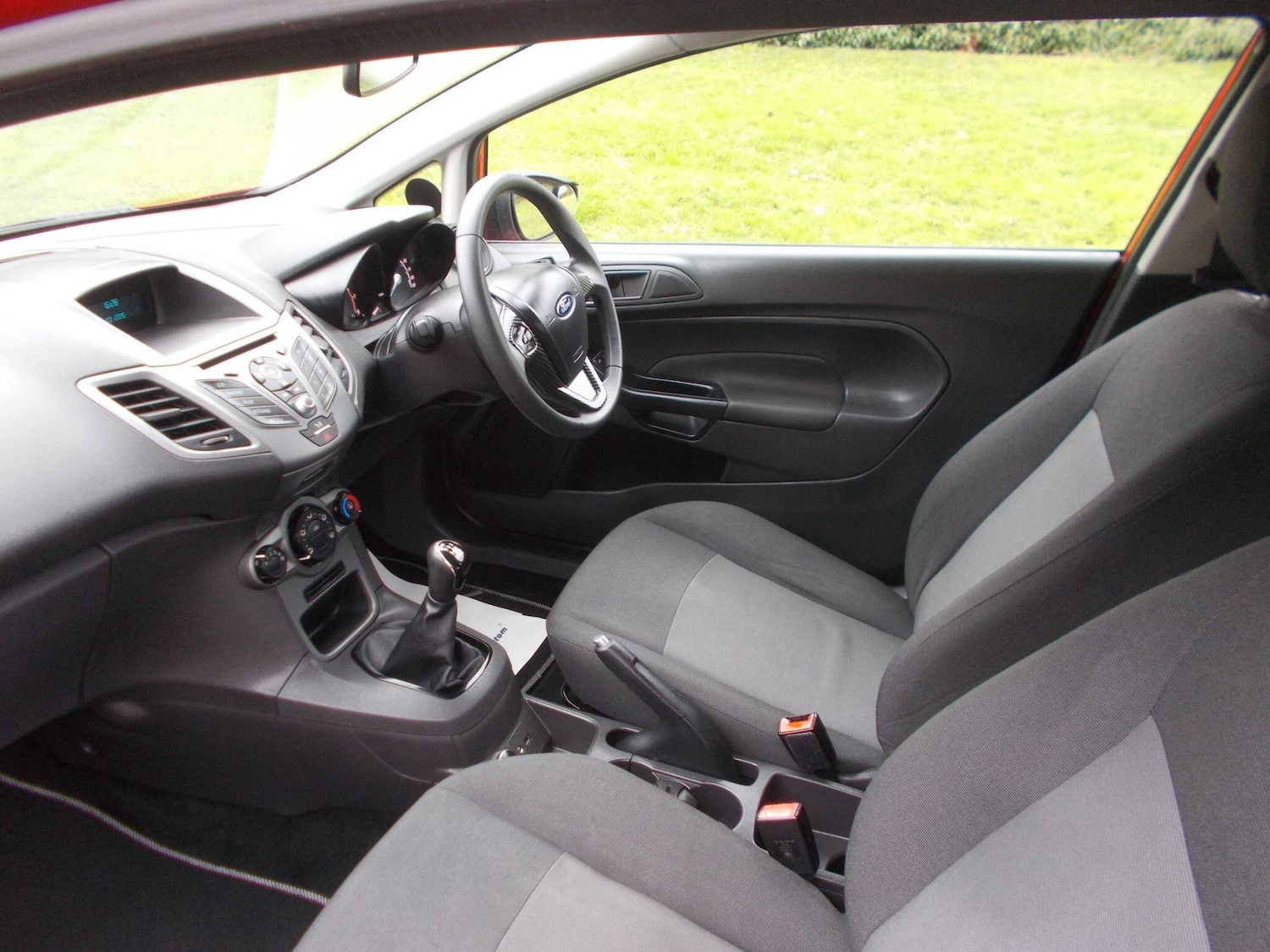 Used Ford Fiesta 2015 for sale - 78099860: Photo 15