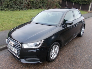 Used Audi A1 2015 for sale - 77696458: Photo