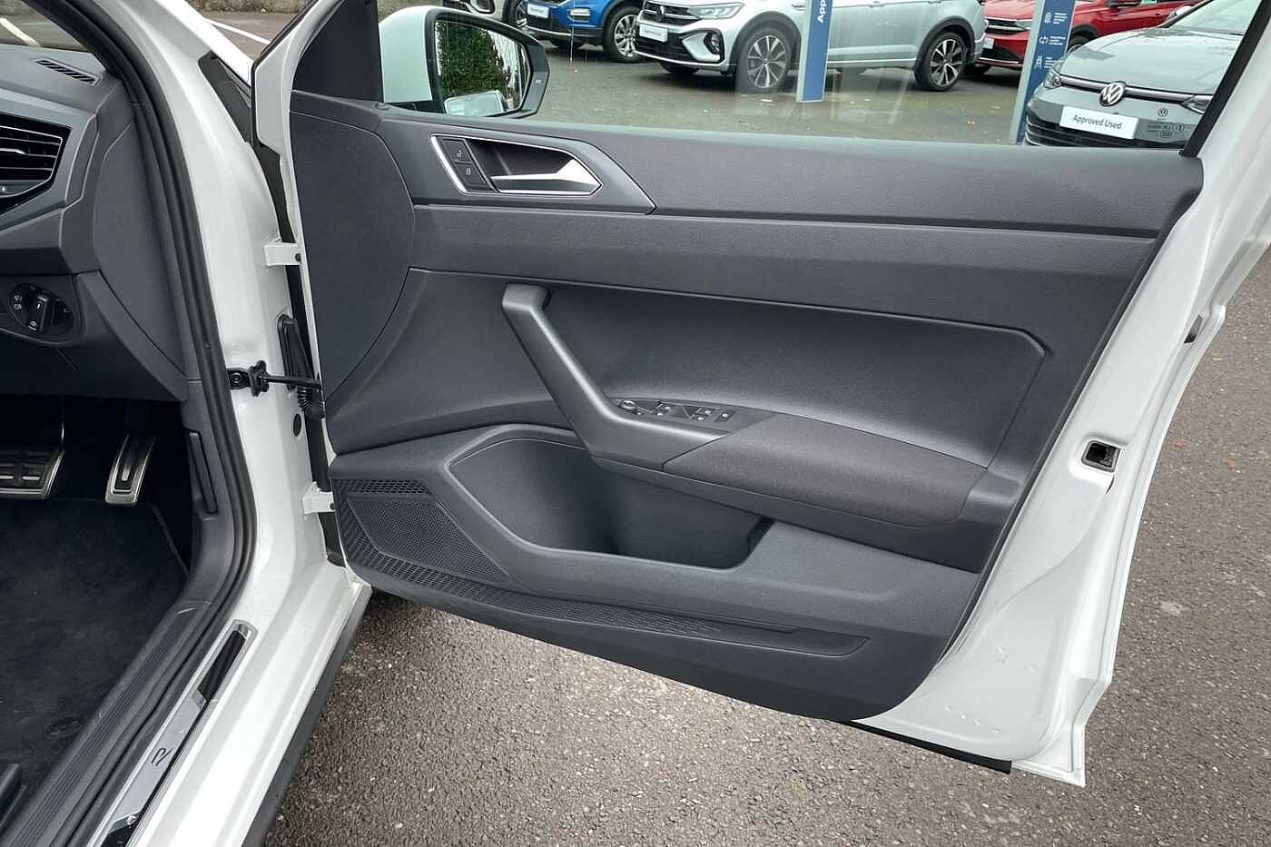 Used Volkswagen Polo 2024 for sale - 77005879: Photo 14