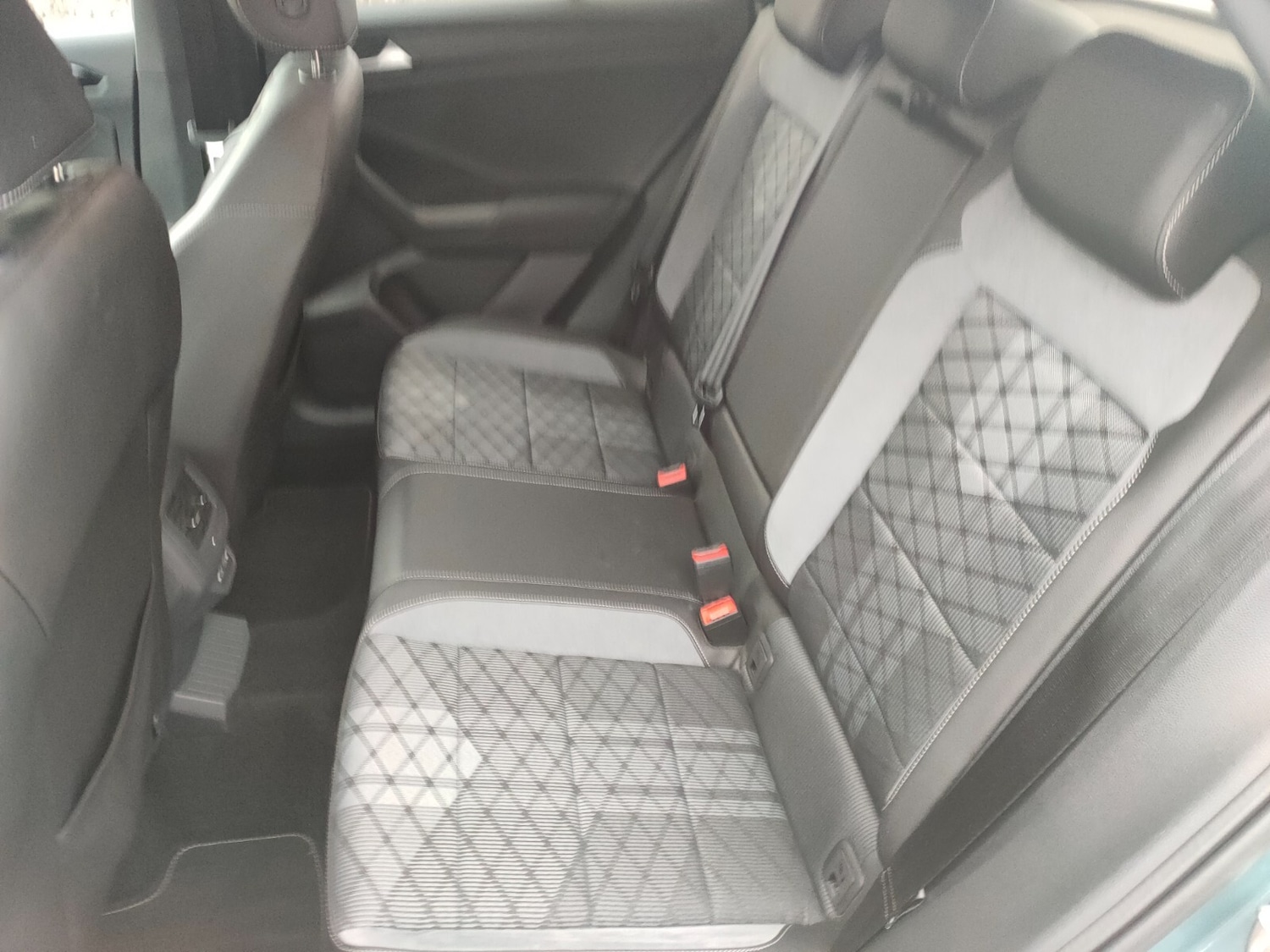 Used Volkswagen T-Roc 2023 for sale - 77663620: Photo 13