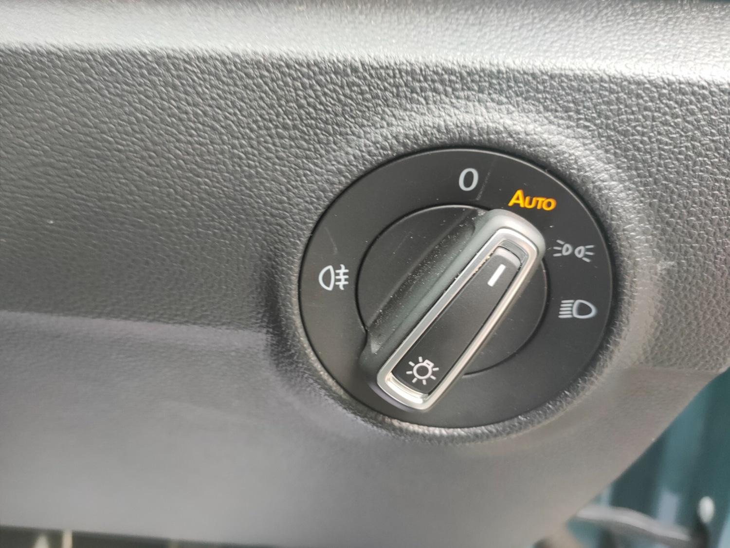 Used Volkswagen T-Roc 2023 for sale - 77663620: Photo 19