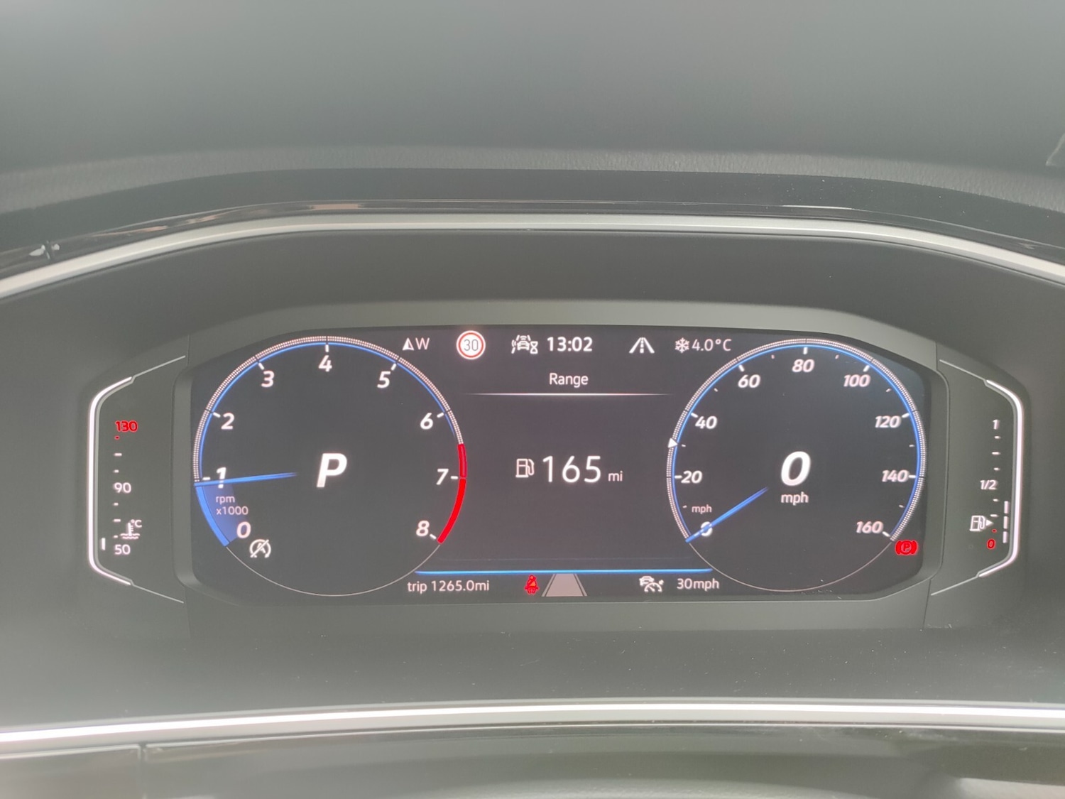 Used Volkswagen T-Roc 2023 for sale - 77663620: Photo 25