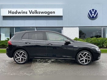 Used Volkswagen Golf 2023 for sale - 76676241: Photo