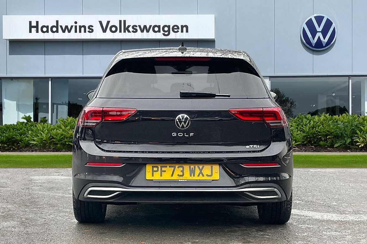 Used Volkswagen Golf 2023 for sale - 76676241: Photo 7