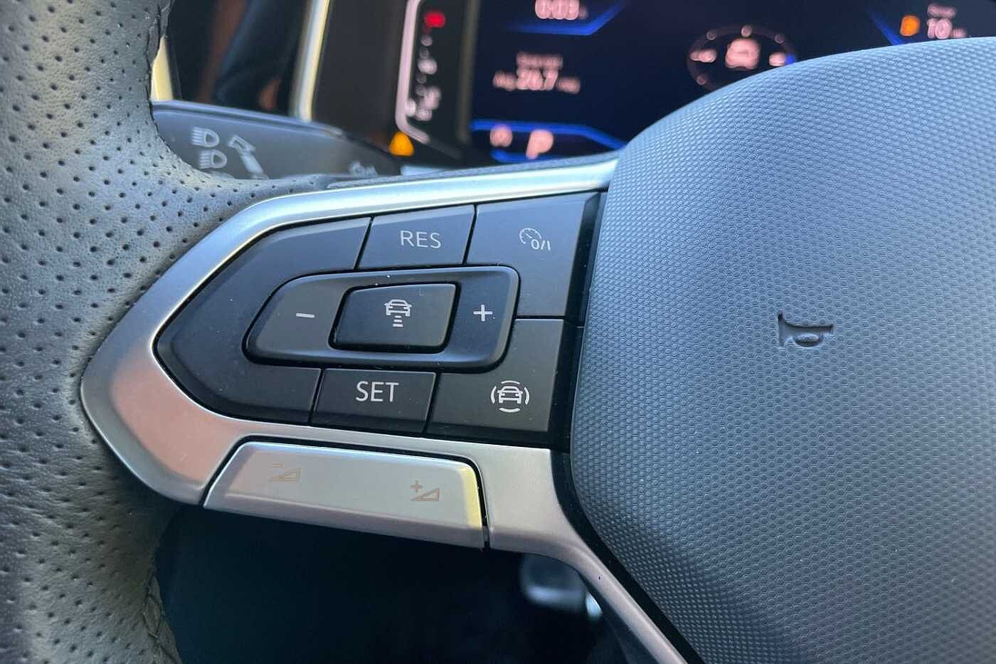 Used Volkswagen T-Roc 2025 for sale - 76679192: Photo 19