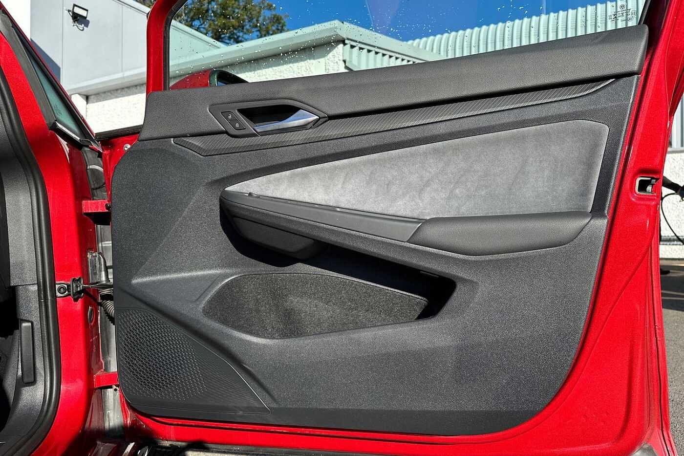 Used Volkswagen Golf 2023 for sale - 76675801: Photo 14