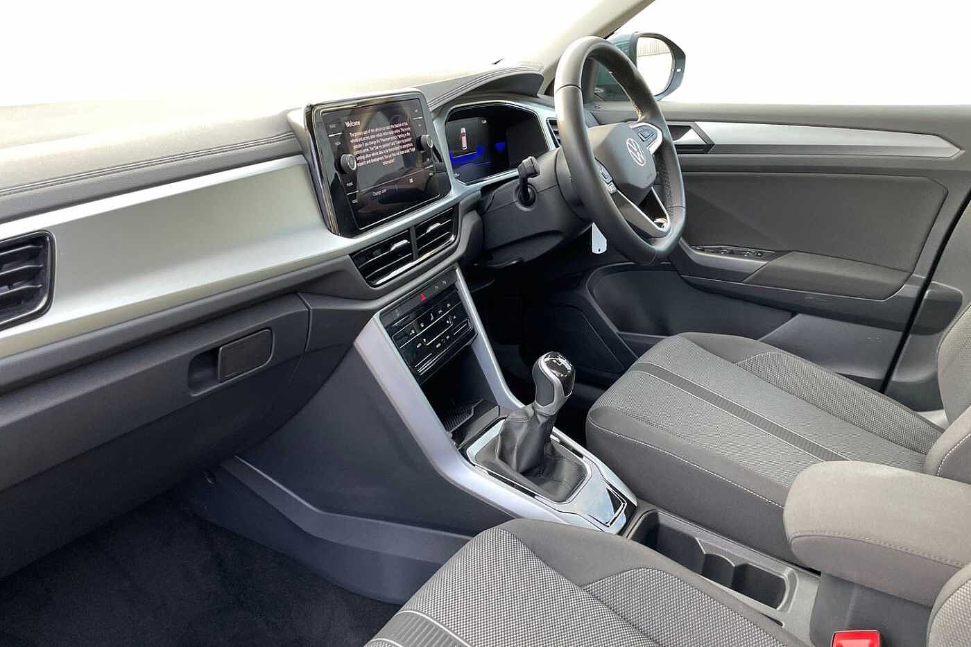 Used Volkswagen T-Roc 2022 for sale - 77005876: Photo 2