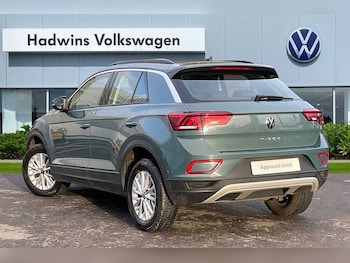 Used Volkswagen T-Roc 2022 for sale - 77005876: Photo