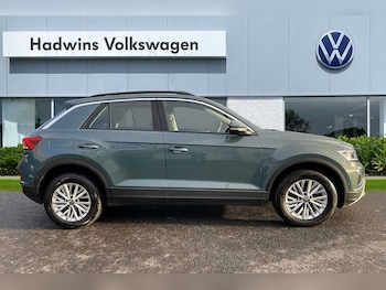 Used Volkswagen T-Roc 2022 for sale - 77005876: Photo